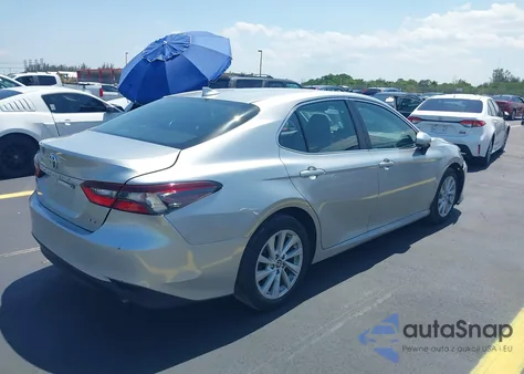 2022 Toyota Camry Le из США, поврежденный, VIN 4T1C11AK4NU044000